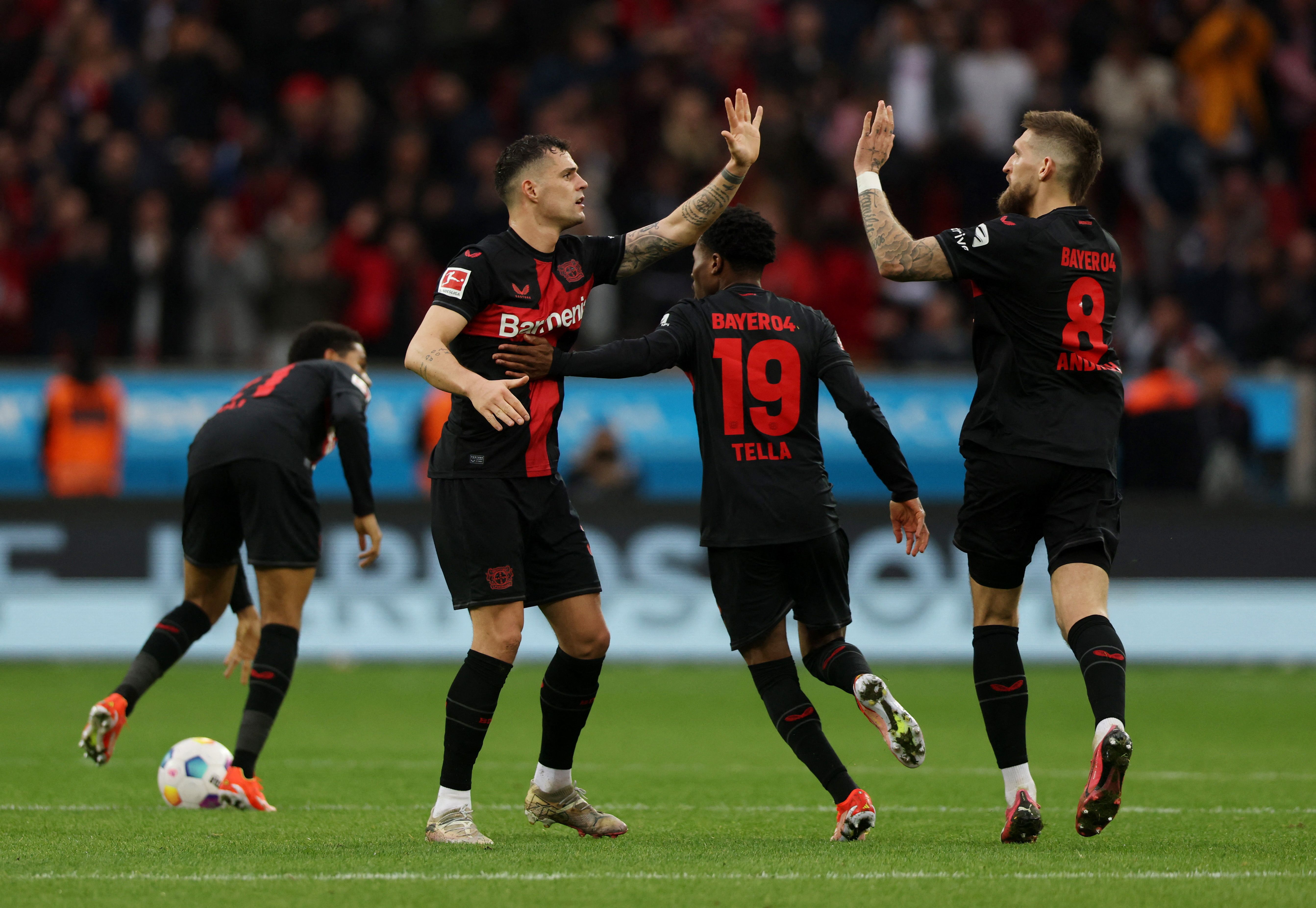 باير ليفركوزن يفتتح انتصاراته فى الدورى الألمانى بثلاثية أمام فرانكفورت