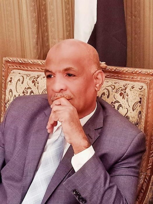 نادى أدب قصر ثقافة قنا يناقش كتاب "الإعلام التربوي وتنمية قيم المواطنة" للدكتور أحمد سعد جريو