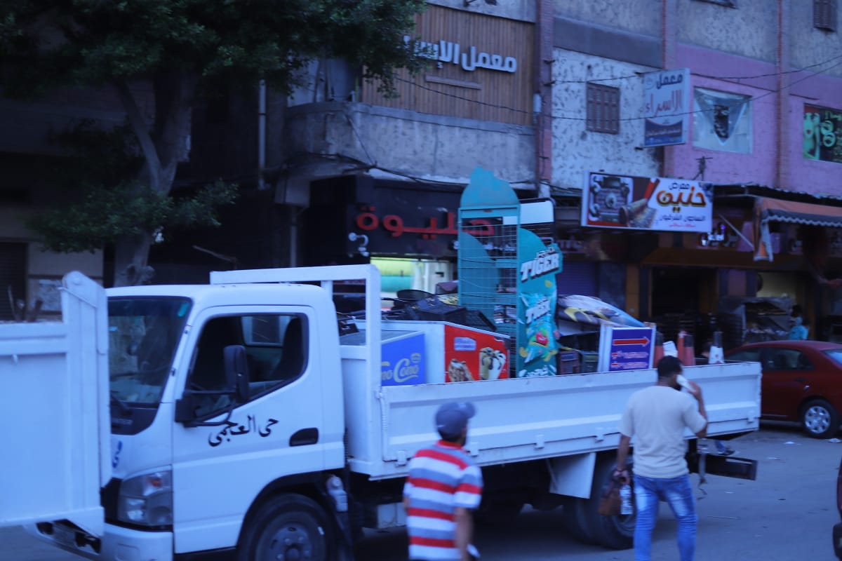 محافظة الإسكندرية تواصل حملاتها لإعادة الانضباط إلى الشارع