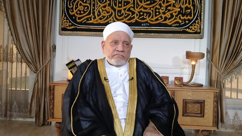 رحيل فارس المنبر.. أحمد عمر هاشم إمام الوسطية وصوت الأزهر العاقل
