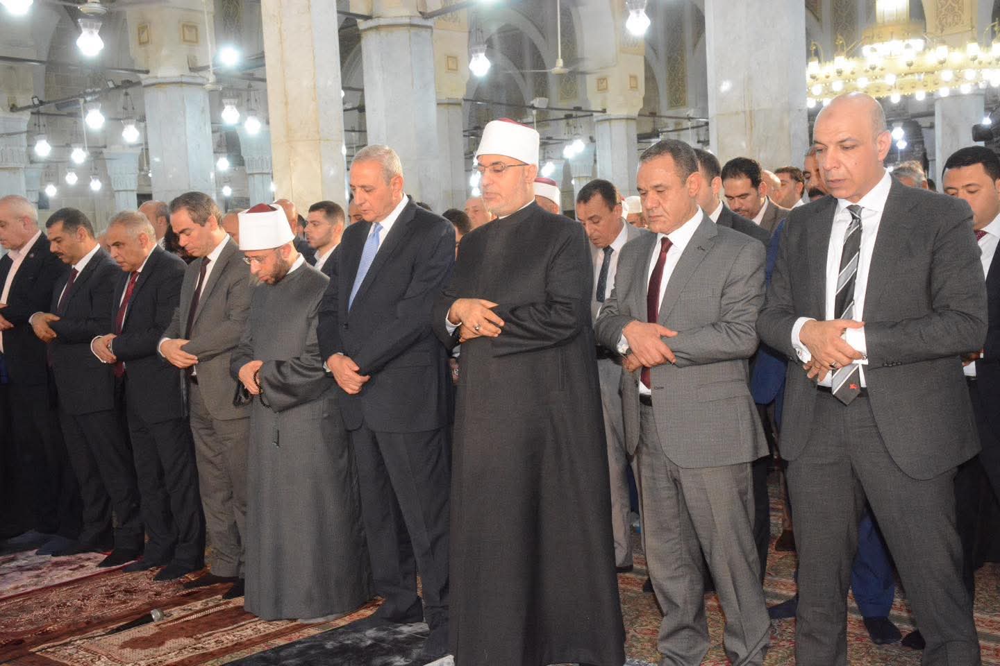محافظ الغربية ووزير الأوقاف والمفتي ورئيس الوطنية للإعلام يؤدون صلاة الجمعة فى رحاب المسجد الأحمدي