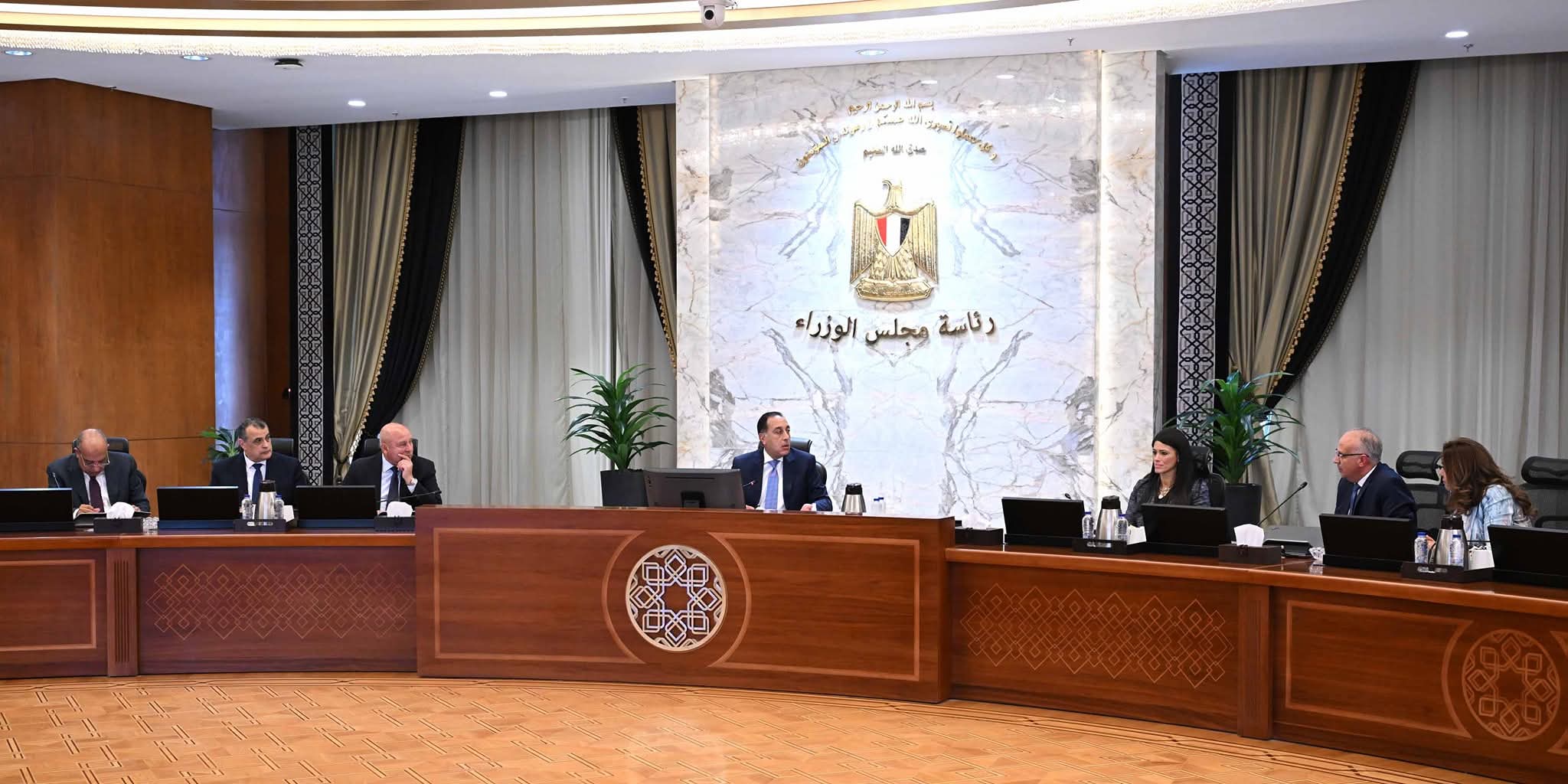 رئيس الوزراء يشدد على دور الطاقة المتجددة في دفع جهود التنمية الوطنية