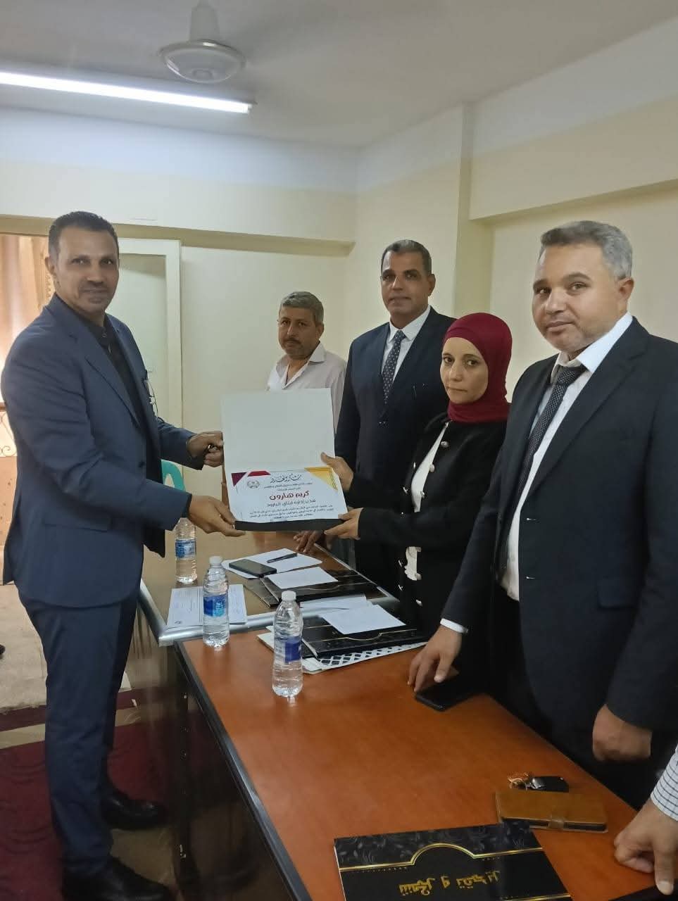 تقديرًا لجهودهم.. تكريم مديري الإدارات المتميزين بتموين البحيرة