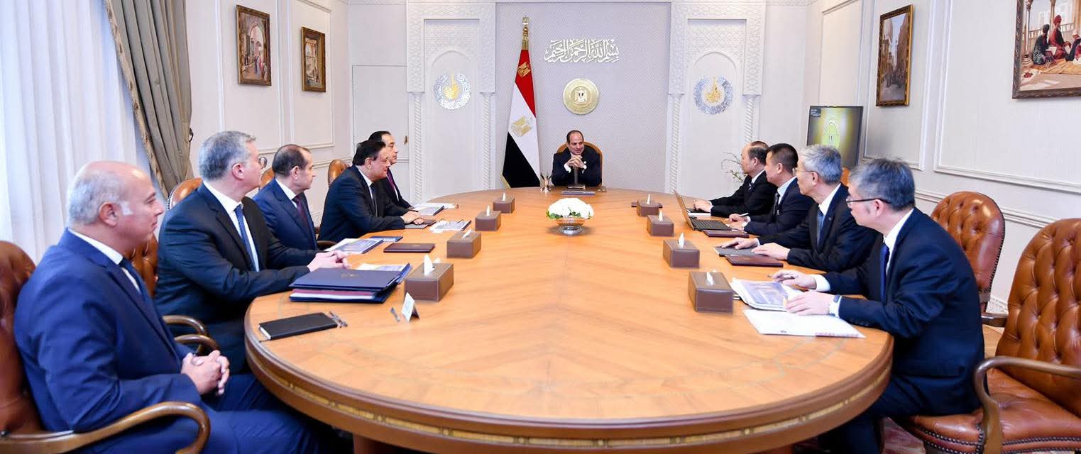 الرئيس السيسى يلتقى رئيس مجلس إدارة مجموعة الصين الوطنية للهندسة الكيميائية