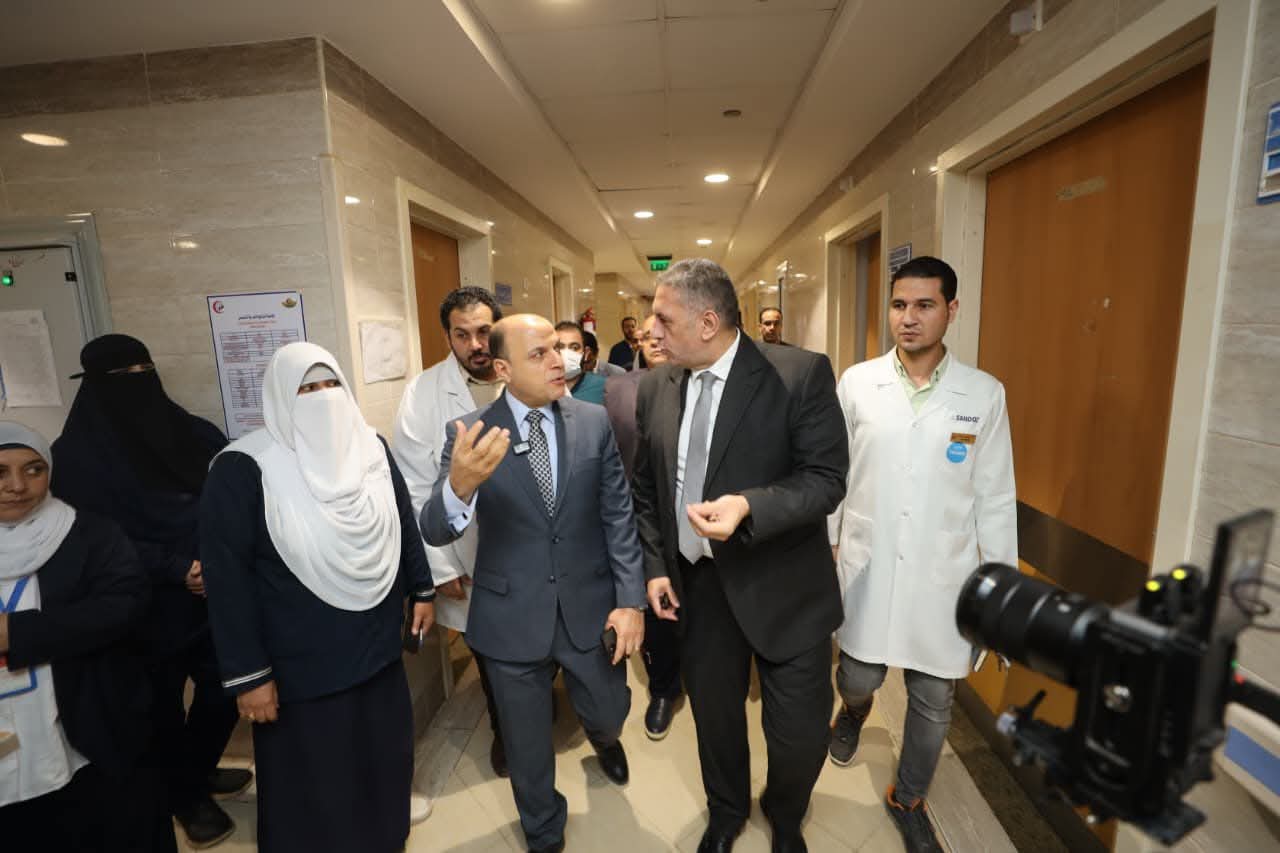 محافظ كفرالشيخ يتفقد مستشفى قلين التخصصي.. ويوجه بتوفير الرعاية الطبية وحسن معاملة المرضى