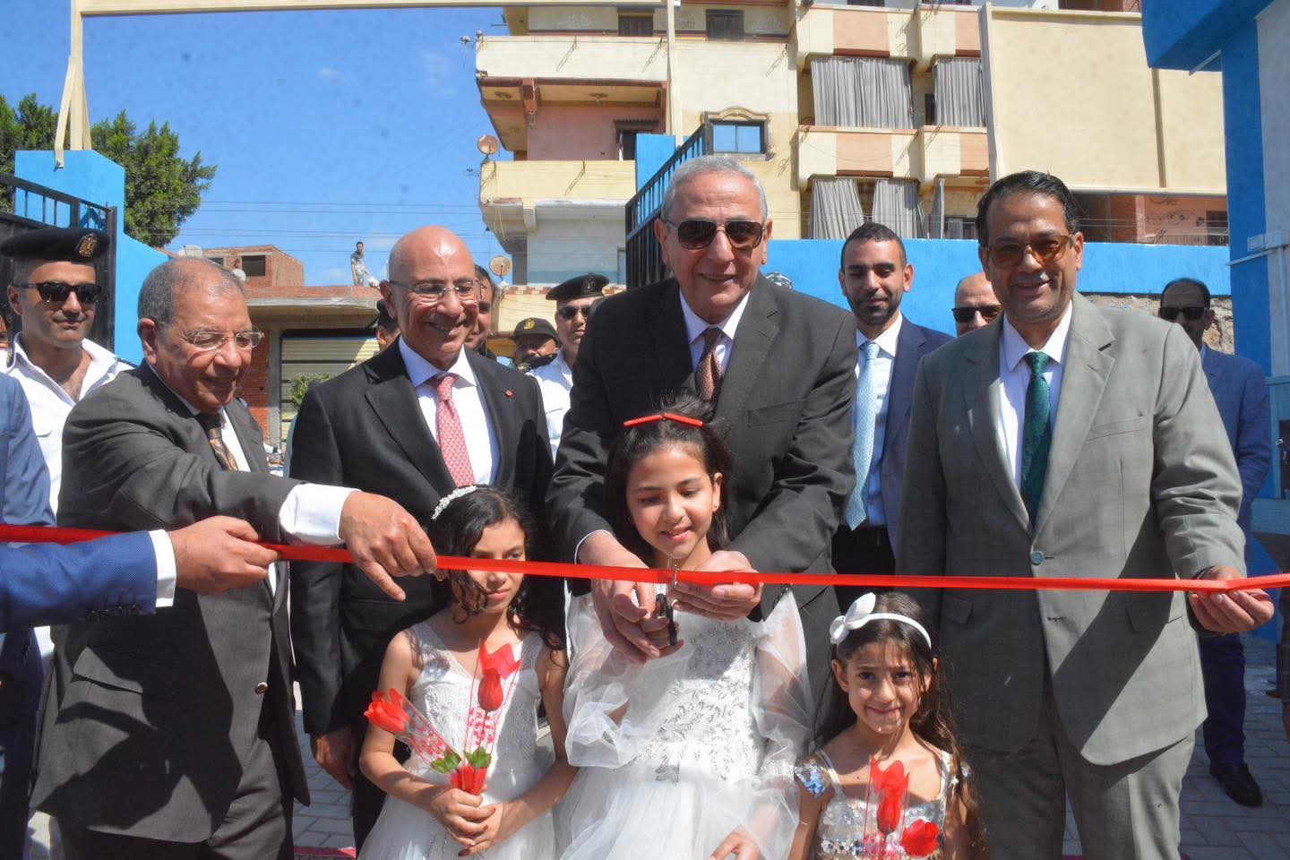 محافظ الغربية يفتتح أول مدرسة للتكنولوجيا التطبيقية والغاز والطاقة المتجددة ٠ صور
