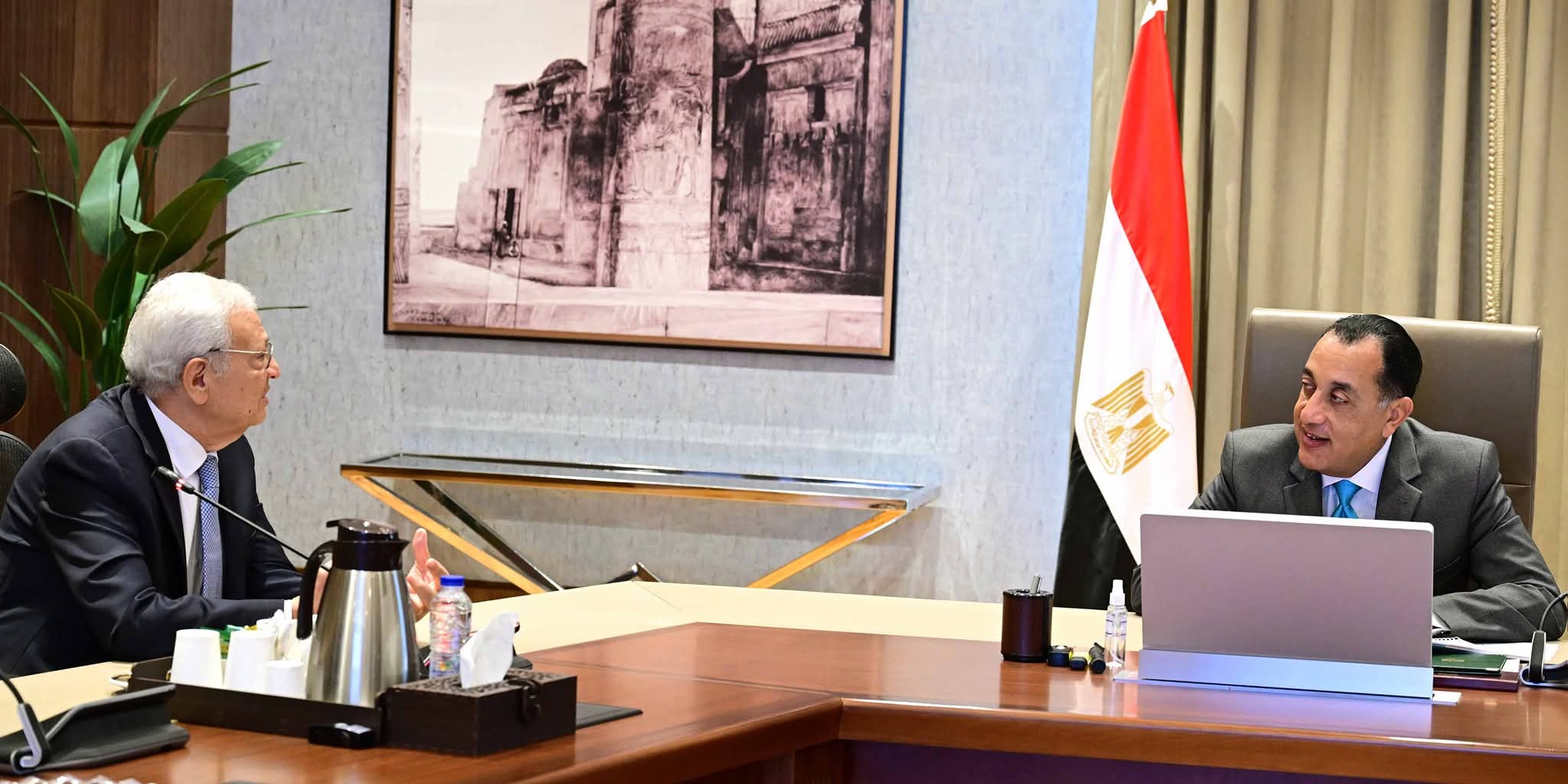 مدبولى يستعرض جهود وخطوات تحسين الخدمات المقدمة إلكترونيا للمواطنين والمستثمرين