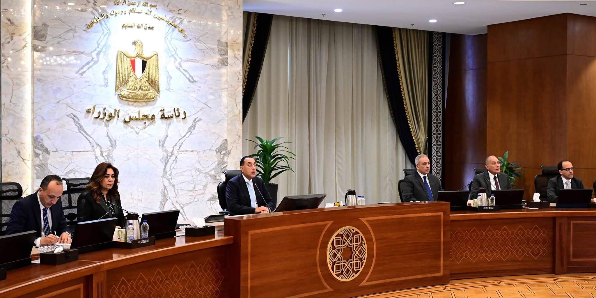 رئيس الوزراء : طوارئ بالحكومة استعدادا لافتتاح المتحف المصرى الكبير