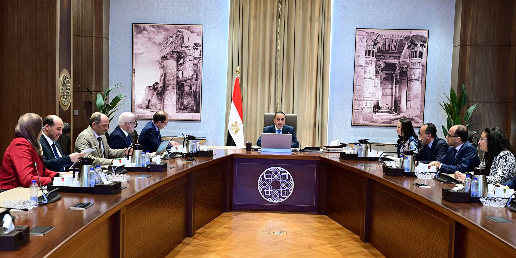 رئيس الوزراء يتابع الموقف المالي للهيئة القومية للتأمين الاجتماعي ويبحث سبل تعظيم إيراداتها
