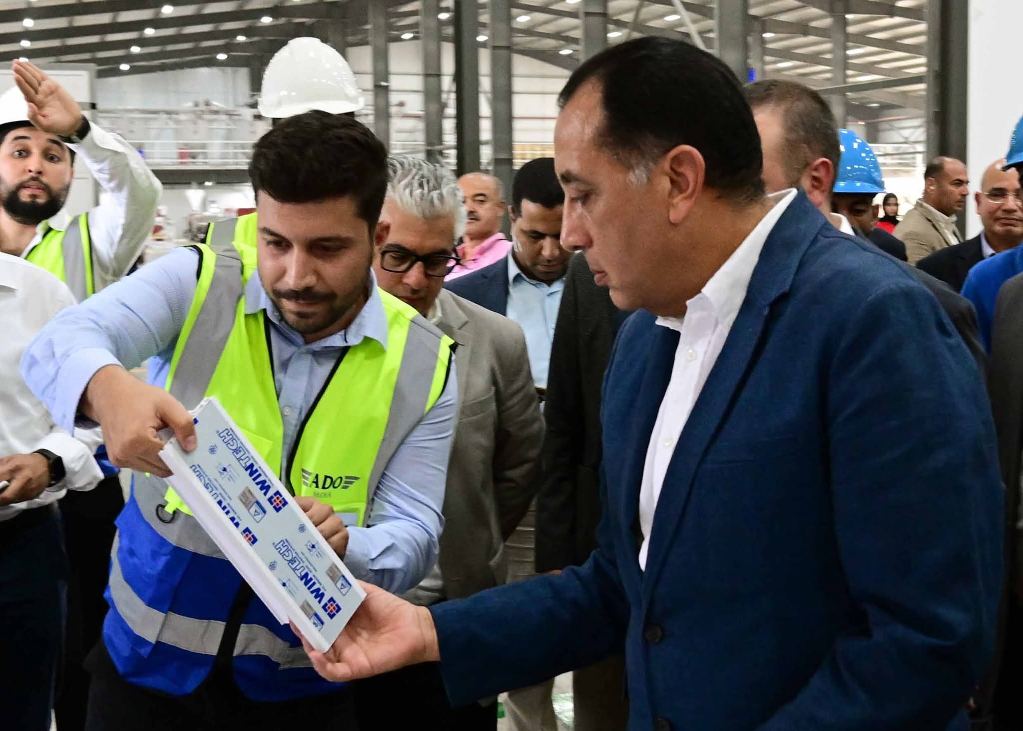 باستثمارات تصل إلى 15 مليون دولار.. رئيس الوزراء يفتتح مصنع "أدو مينا لصناعة مواد البناء" بمنطقة السخنة الصناعية