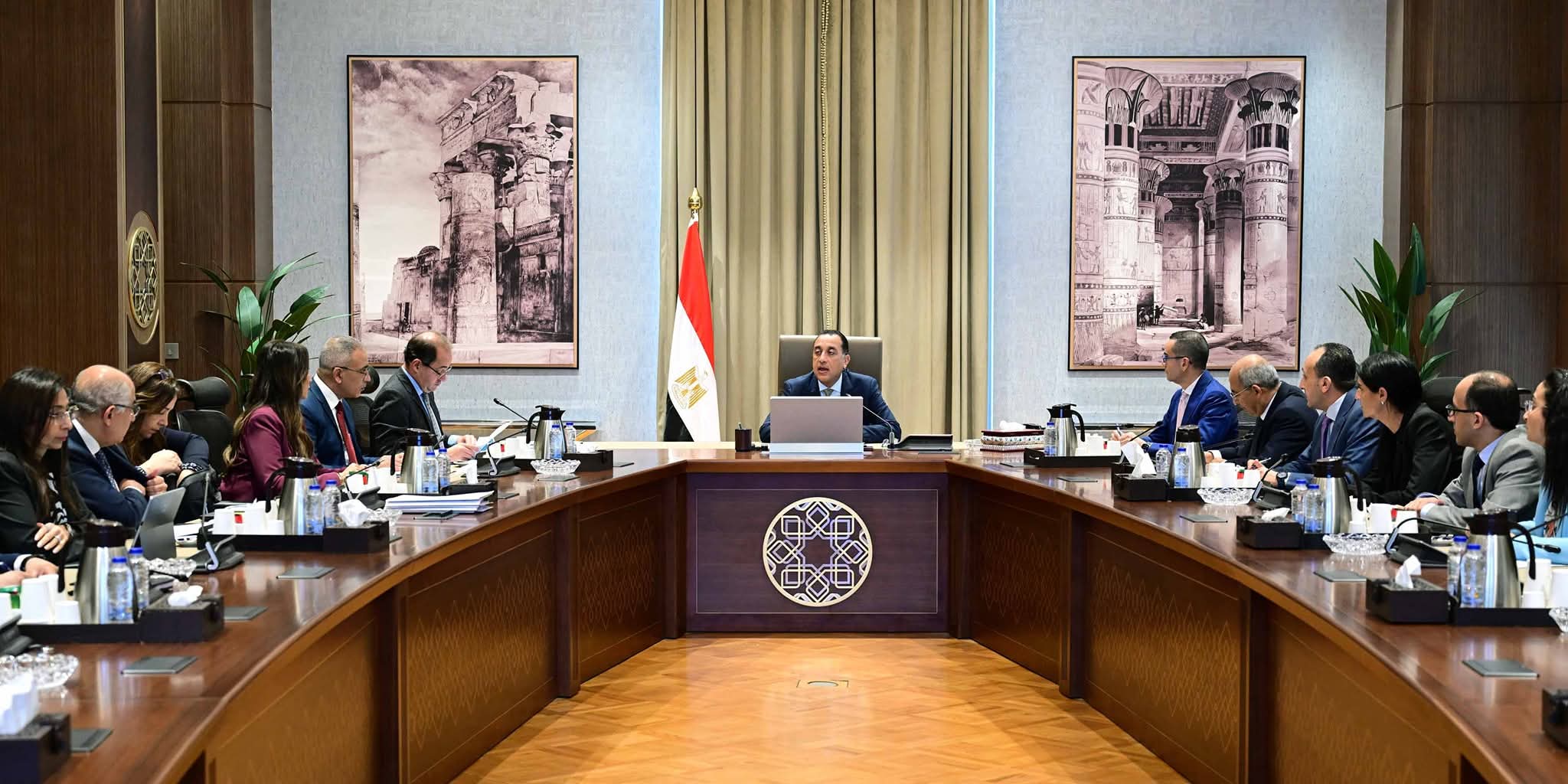 رئيس الوزراء يستعرض الفرص الاستثمارية المُقرر طرحها خلال المرحلة المقبلة وملفات التعاون مع الدول العربية الشقيقة