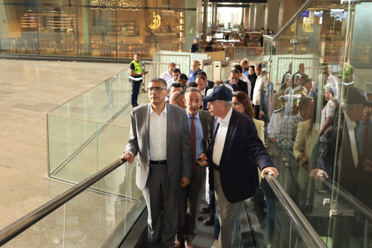 مستشار الرئيس يتابع الاستعدادات النهائية بالطرق والمحاور المؤدية إلى المتحف المصري الكبير