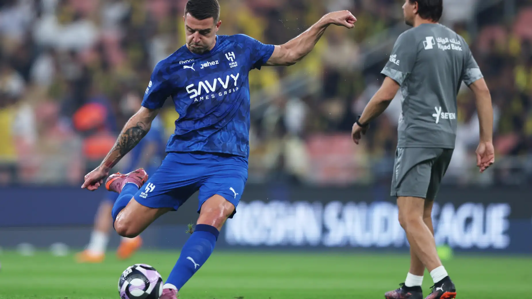 تردد قناة ثمانية الناقلة لمباراة الهلال والأخدود  في  كأس خادم الحرمين الشريفين
