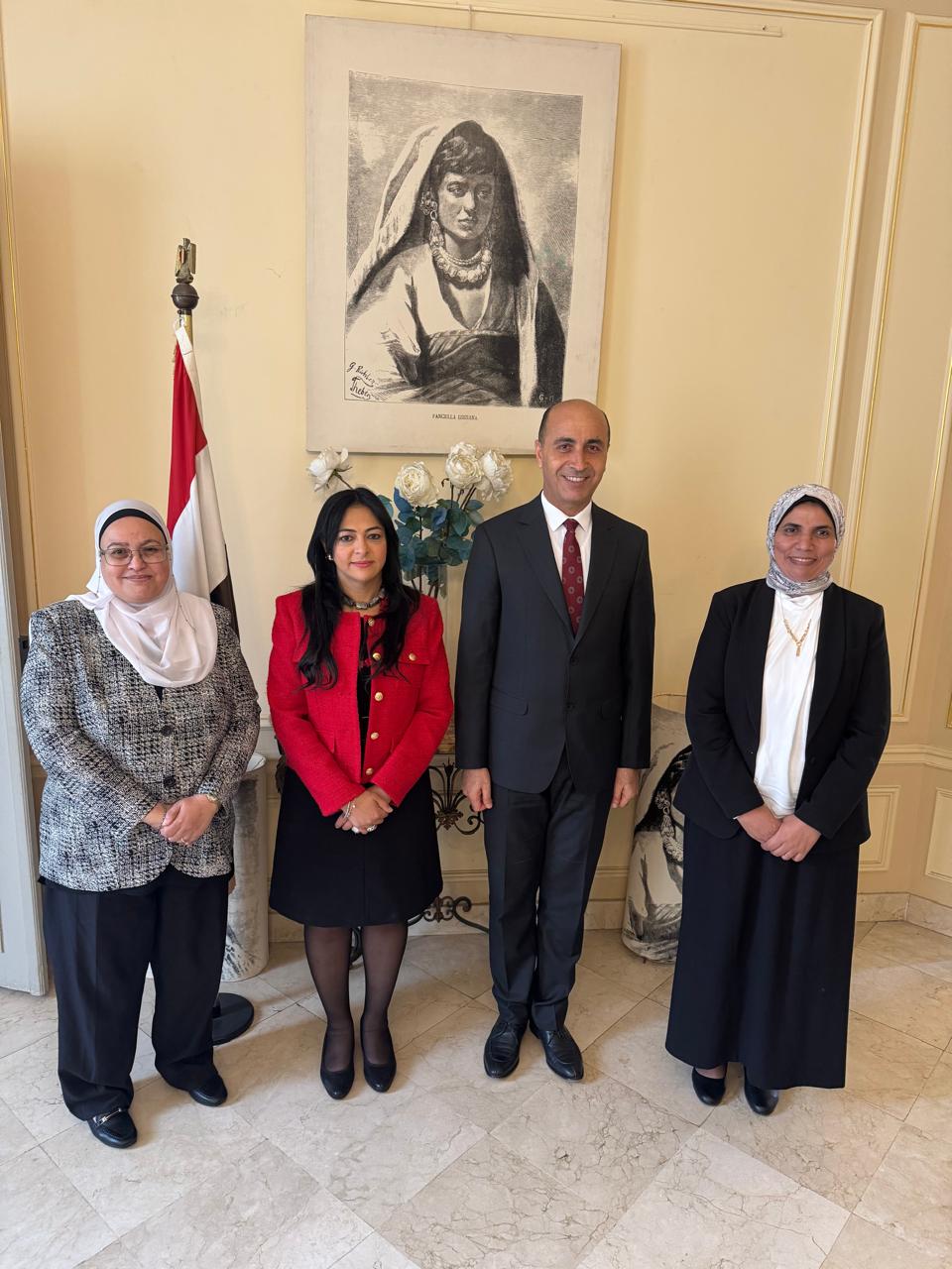 رئيس جامعة دمنهور يبحث سبل التعاون المشترك مع المكتب الثقافي المصري بباريس