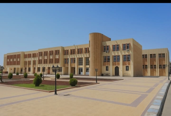 جامعة دمنهور الأهلية  تعلن عن فتح باب التقديم الورقي لـ الطلاب الذين لم يتم قبولهم في المرحلة الأولى أو الثانية.