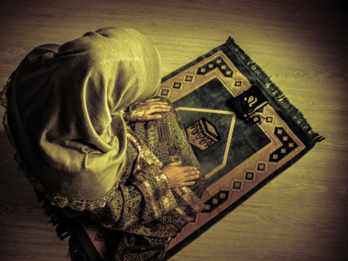 مواقيت صلاة العشاء اليوم الجمعة 31 أكتوبر 2025