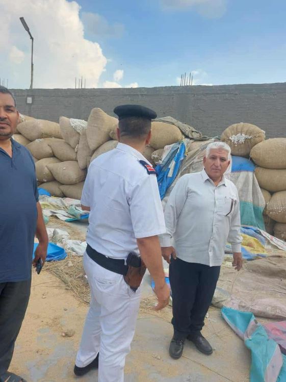 ضبط شونة ضخمة لتخزين وبيع القطن بدون ترخيص في الشرقية