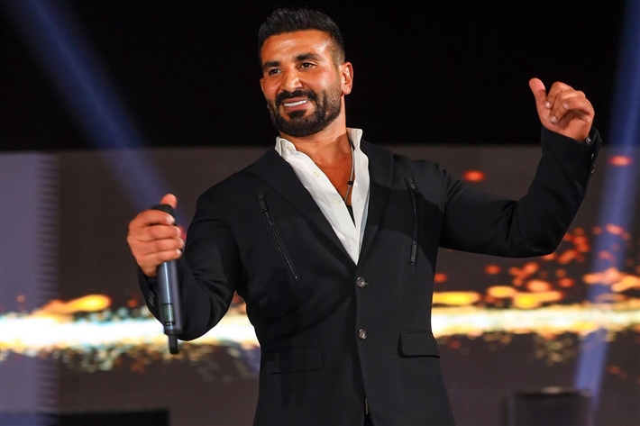 أحمد سعد يثير الجدل حول تنظيم برنامج The Voice بعد فوز جودي شاهين