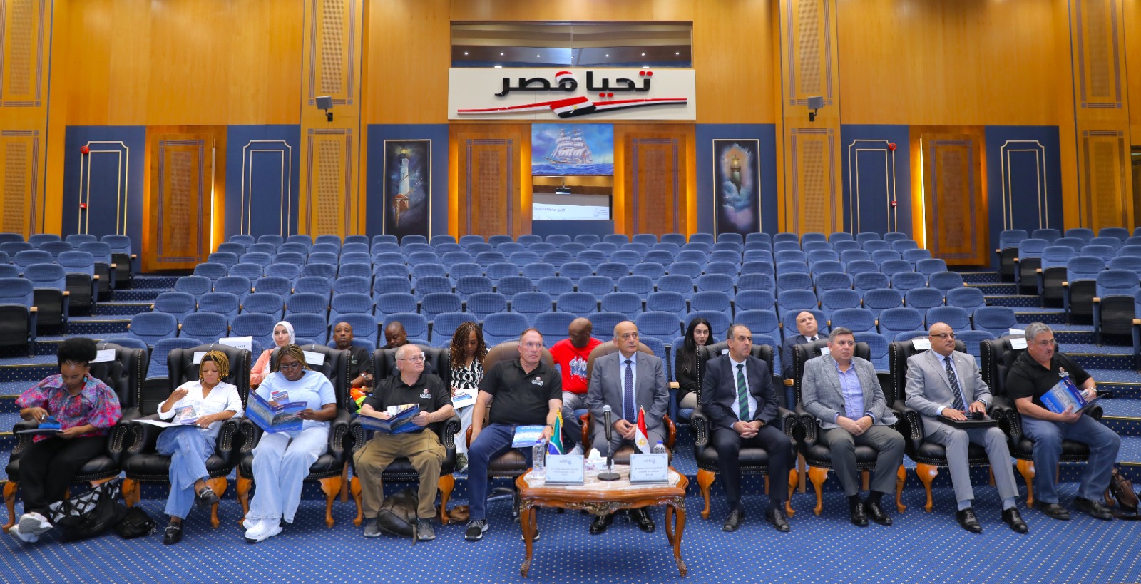 تفاصيل زيارة وفد برلماني بجنوب أفريقيا لميناء الإسكندرية