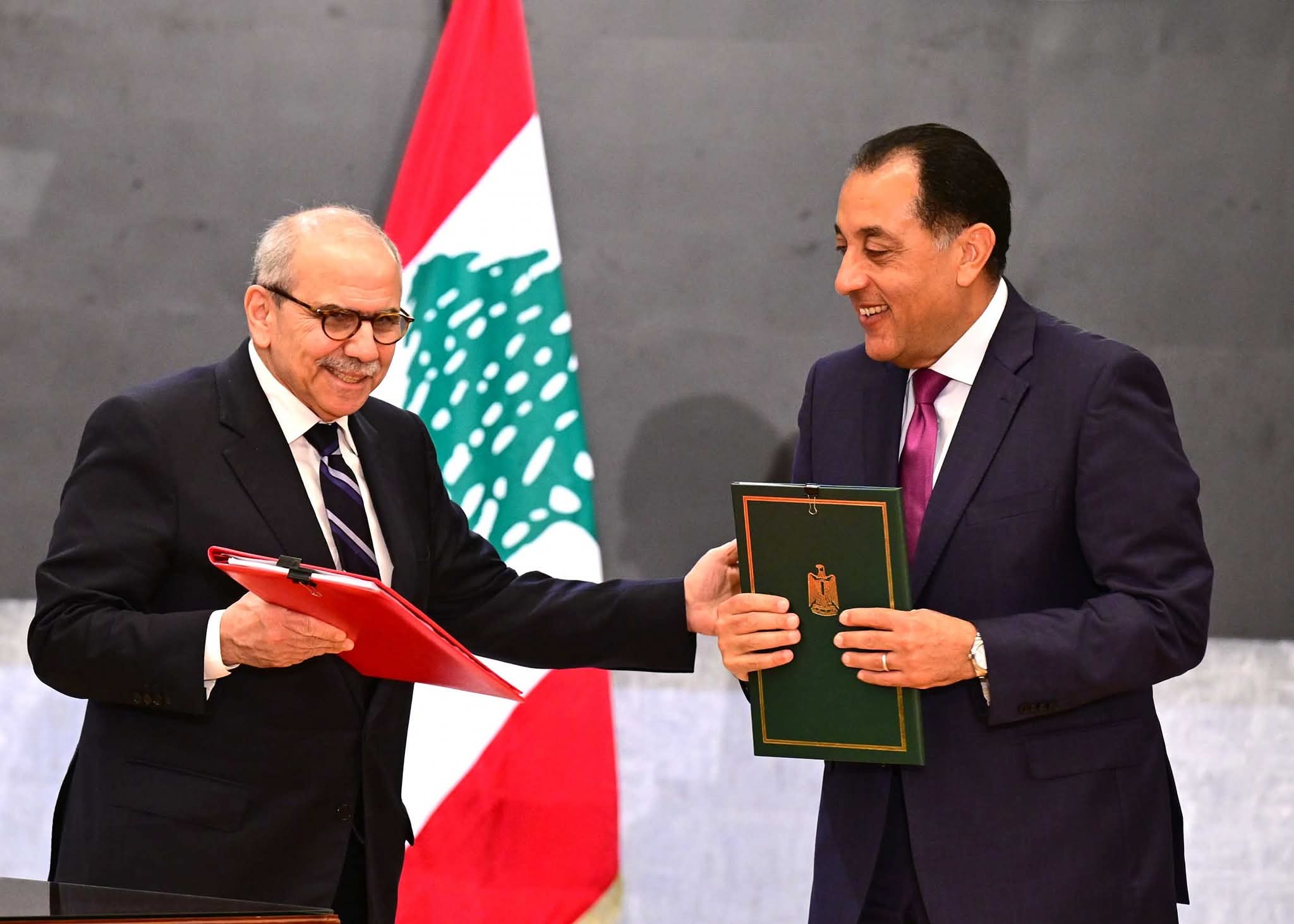 رئيسا وزراء مصر ولبنان يشهدان توقيع مذكرات تفاهم وبروتوكولات تعاون بين البلدين