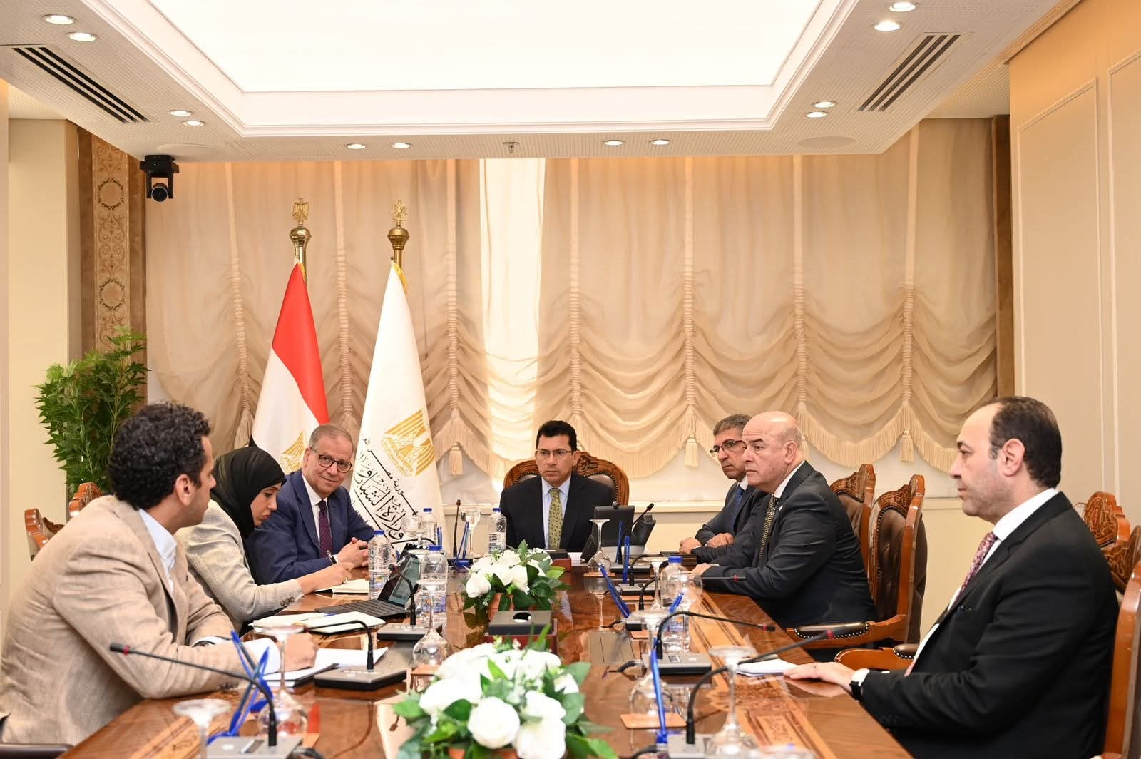 وزير الرياضة يلتقى رئيس المنظمة المصرية لمكافحة المنشطات
