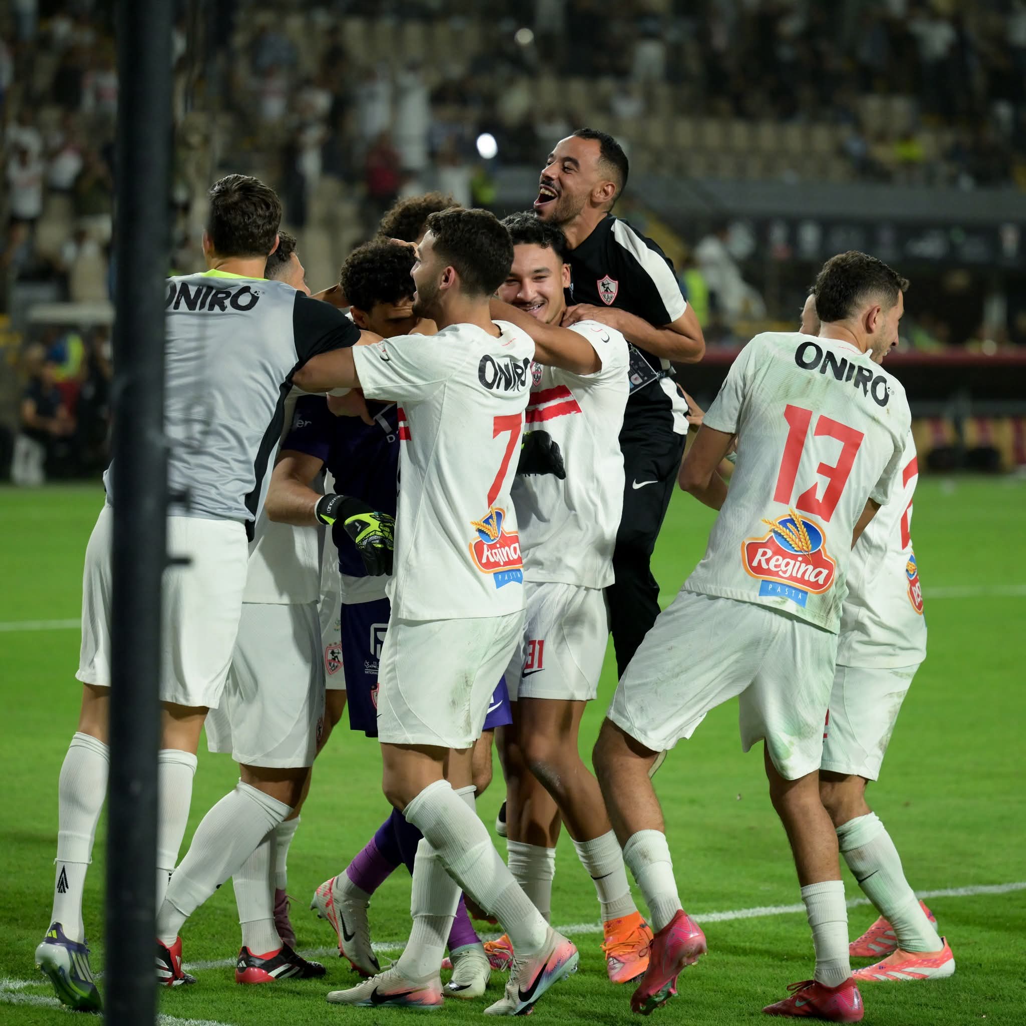 الفيفا يقرر إيقاف القيد بالزمالك