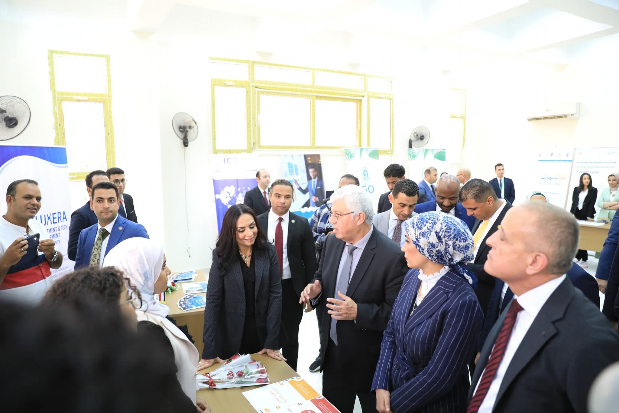 وزيرا التعليم العالي والتضامن والمحافظ يتفقدون جامعة الأقصر الأهلية