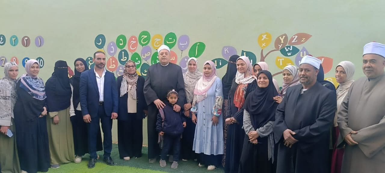رئيس قطاع المعاهد الأزهرية يتفقد معهد محمد عبده الإسناوي بالأقصر