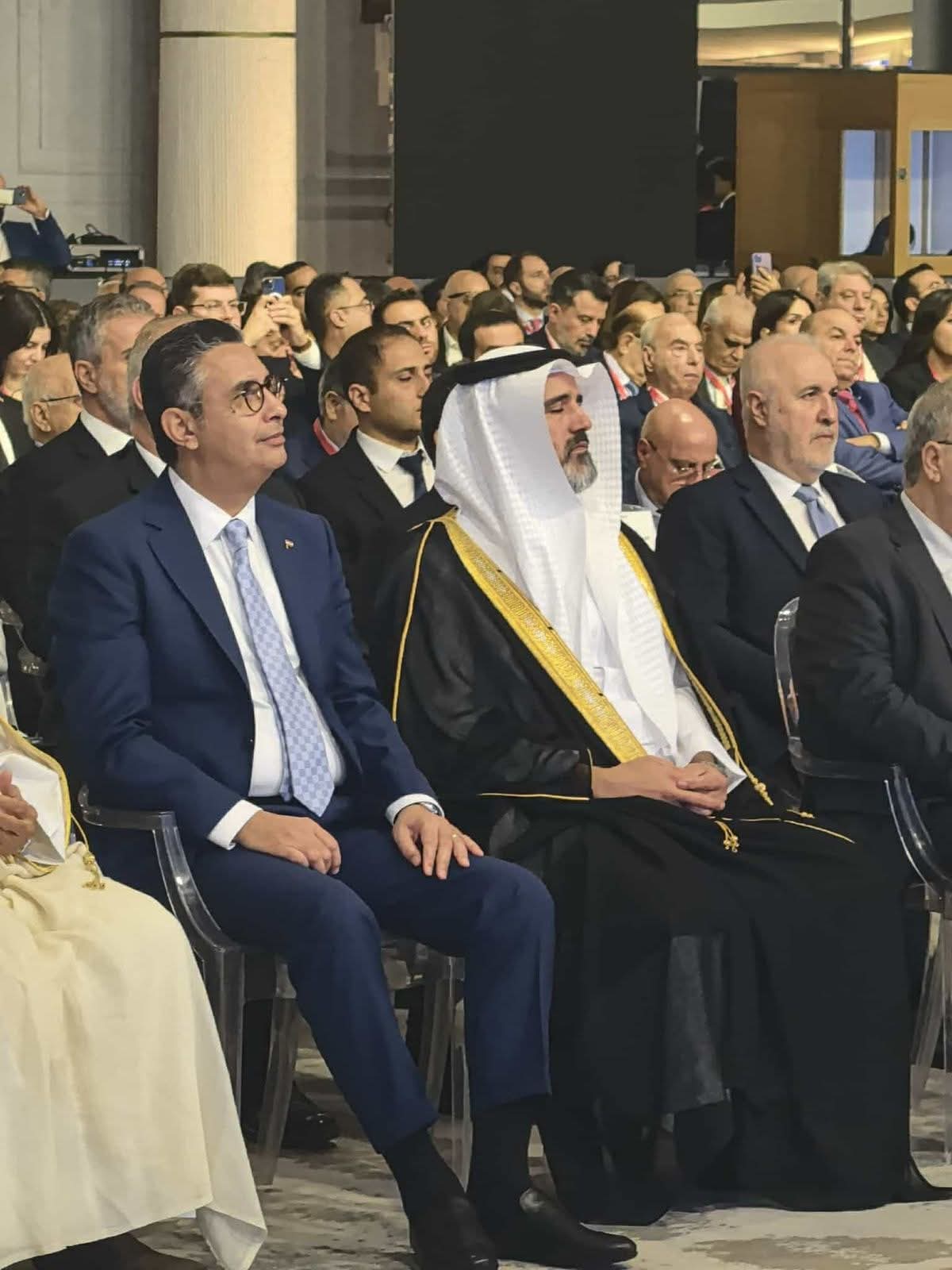 وزير التموين يشارك في الجلسة الافتتاحية لمؤتمر "بيروت وان".. بحضور الرئيس اللبنانى
