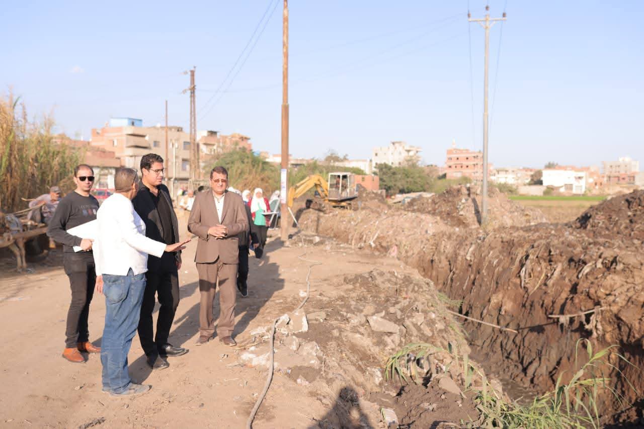 نائب محافظ الدقهلية يتفقد مشروعات الخطة الاستثمارية بدكرنس ومنية النصر بتكلفة 64.4 مليون جنيه 