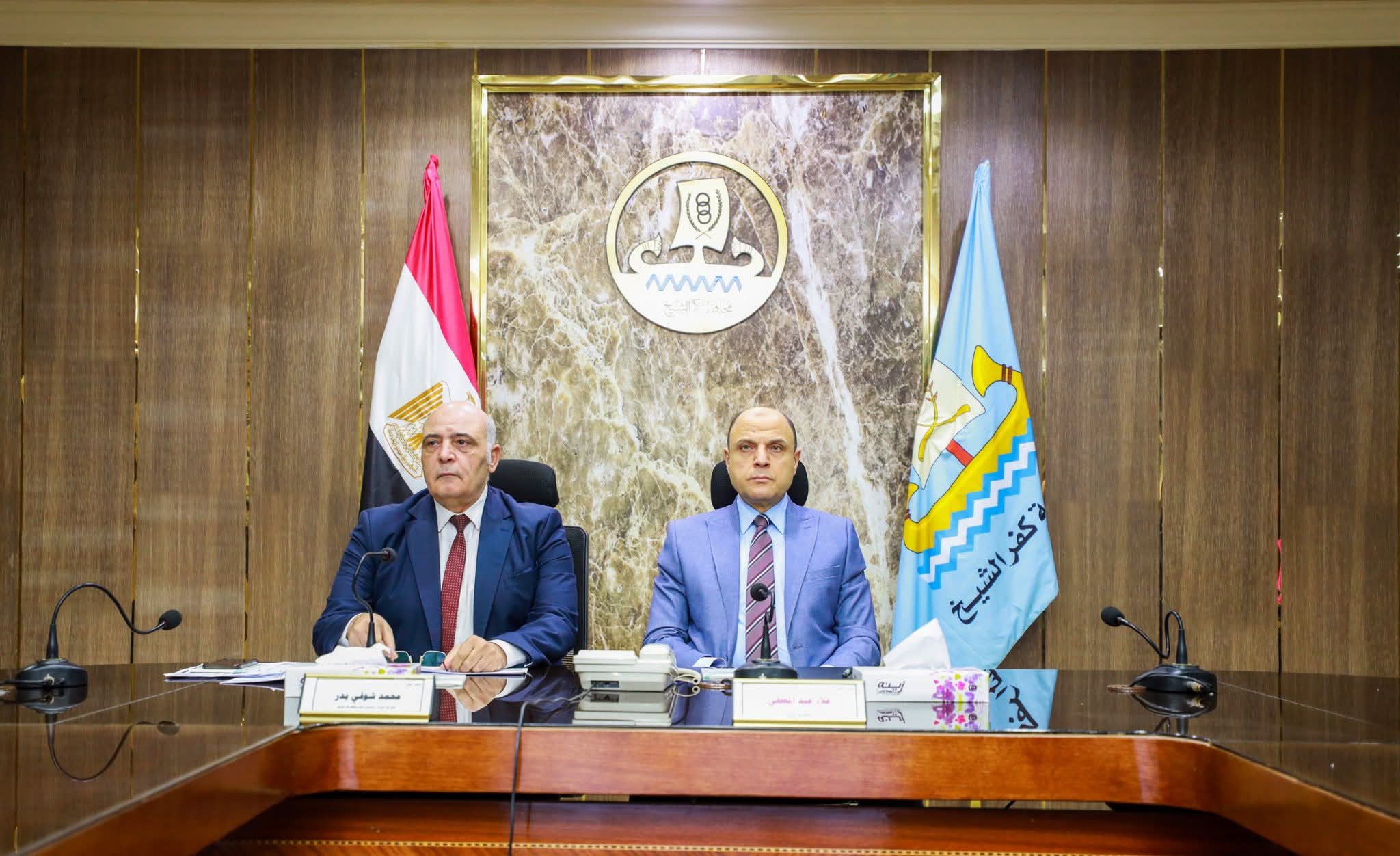 محافظ كفرالشيخ يشدد على تسهيل إجراءات تراخيص البناء وملفات التصالح 