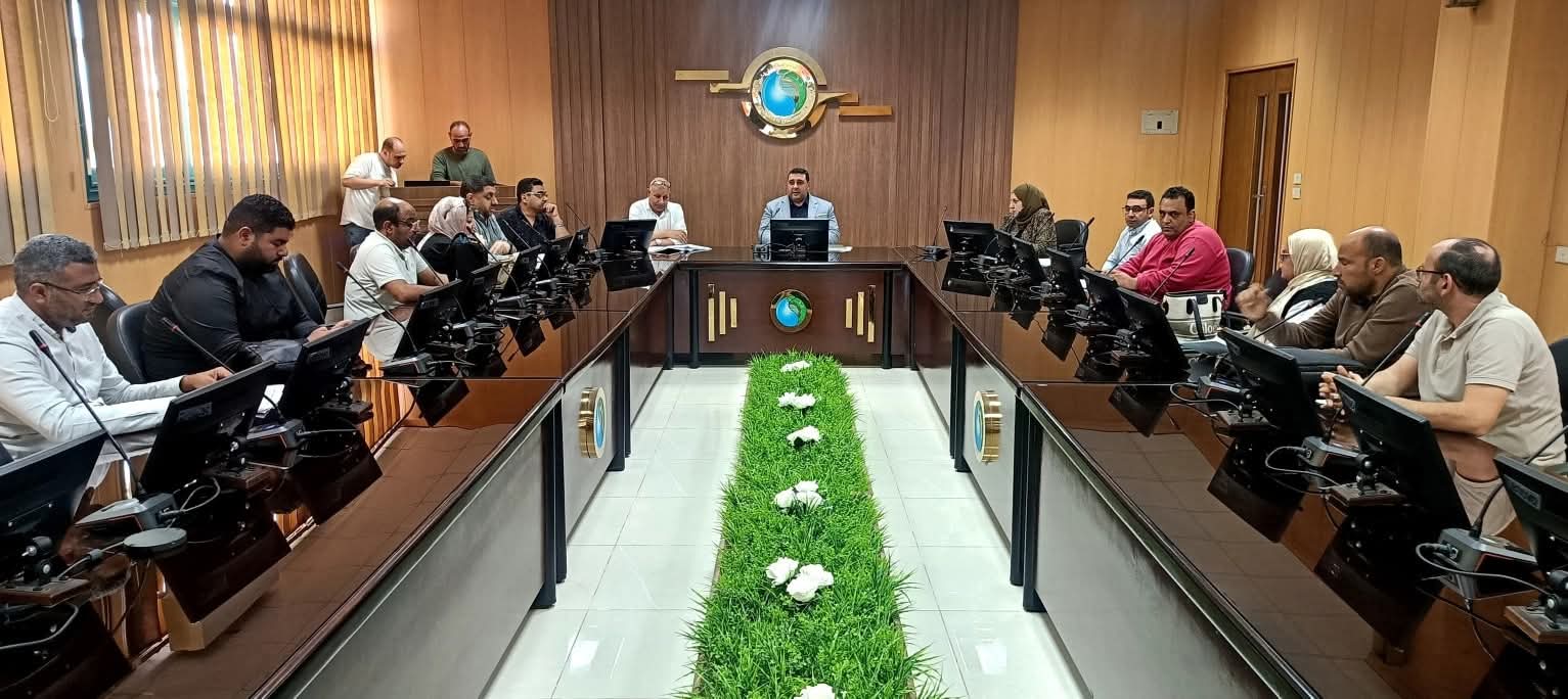رئيس مياه البحيرة يتابع الموقف التنفيذى لمشروعات "حياة كريمة"
