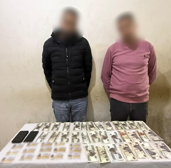 رشاوى انتخابية بدمياط.. ضبط شخصين يجمعان بطاقات الناخبين