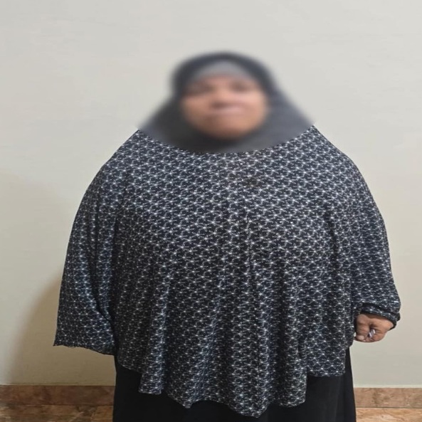 ضبط سيدة توزع كروت دعائية انتخابية بالسنطة - الخبر لايف