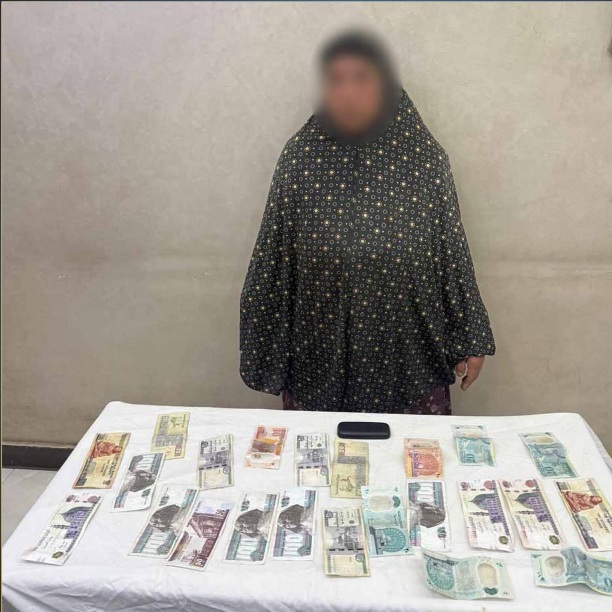 ضبط ربة منزل تجمع بطاقات لشراء أصوات الناخبين بالغربية