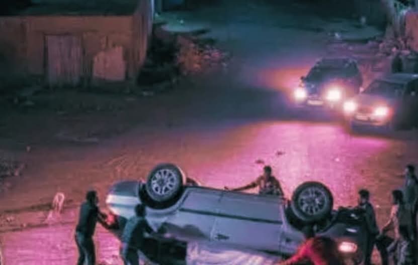إصابة زوجة رئيس مدينة نجع حمادي وأبنائهما الثلاثة في حادث انقلاب سيارة