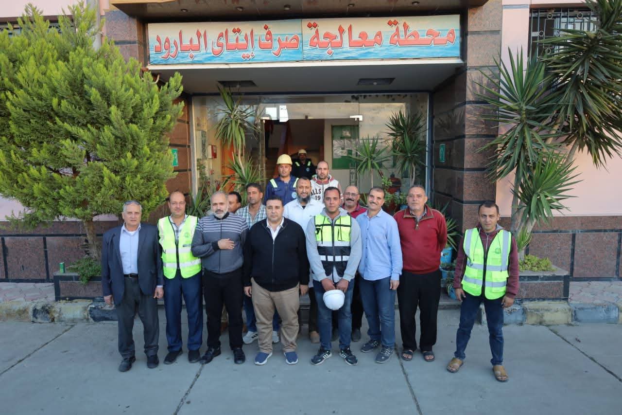 رئيس مياه البحيرة يتفقد محطة معالجة صرف صحي إيتاي البارود (الهوانم) ويُشيد بجاهزية المعدات