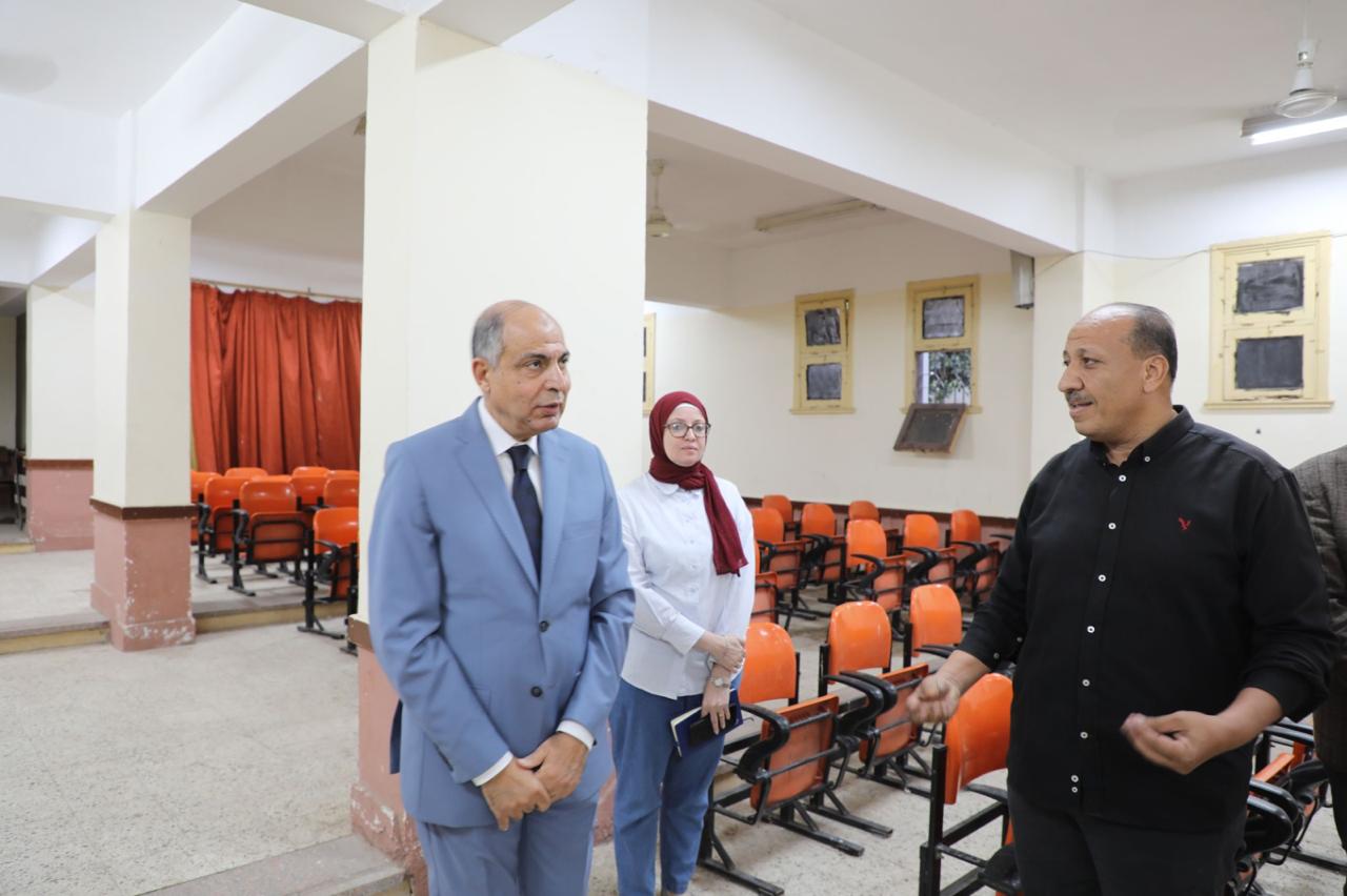 المنيا تستعد لعرس الديمقراطية.. تنظيم متميز وإشادة شعبية ووعود بمنافسة شريفة في انتخابات مجلس النواب 2025