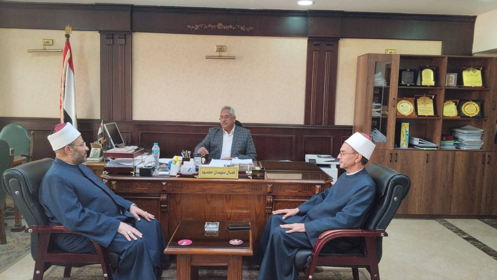 قافلة الأزهر تصل حلايب وشلاتين لتعزيز التعليم الديني وقيم الانتماء