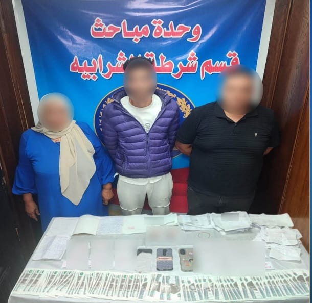 ضبط 3 أشخاص حاولوا توزيع رشاوى انتخابية بالشرابية - الخبر لايف