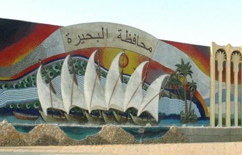 إلغاء قرار مواقف البحيرة بحظر جلوس السيدات بجوار السائق في سيارات الأجرة والسرفيس
