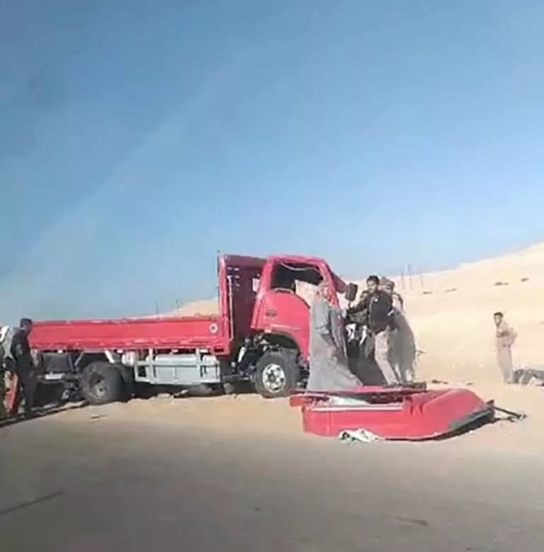 5 وفيات و5 مصابين في حادث تصادم مروع بالمنيا.. صور