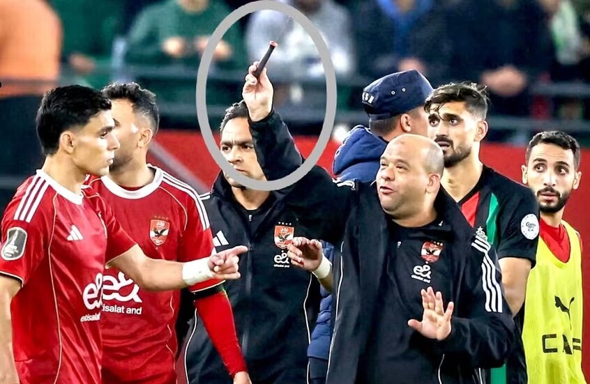 الكاف: تحقيق شامل فى أحداث مباراة الأهلى والجيش الملكى المغربى