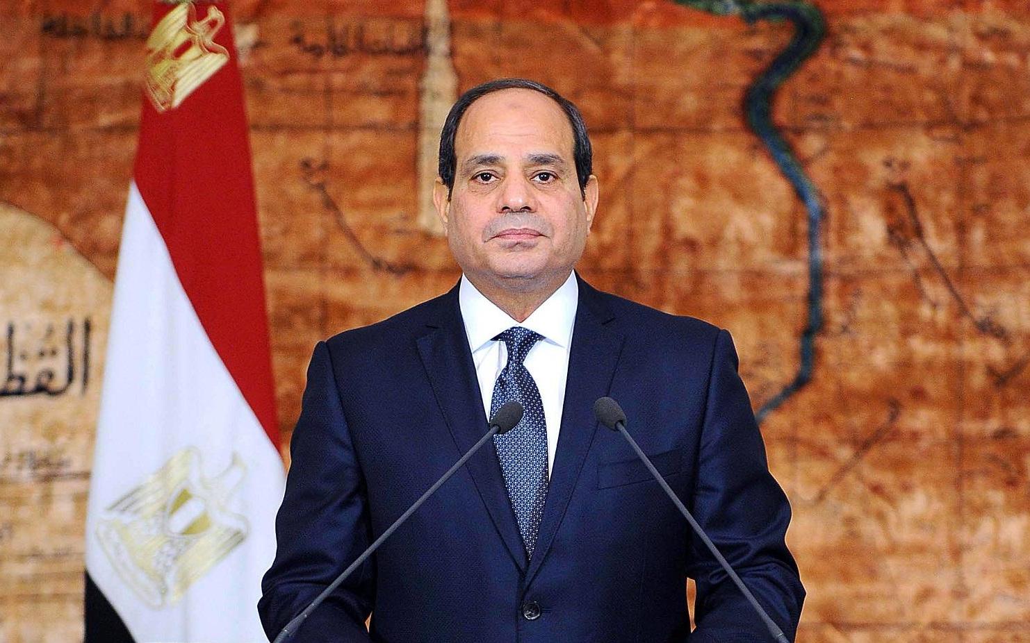 الرئيس السيسى يصدّق على قانون رسوم خدمات وزارة الخارجية
