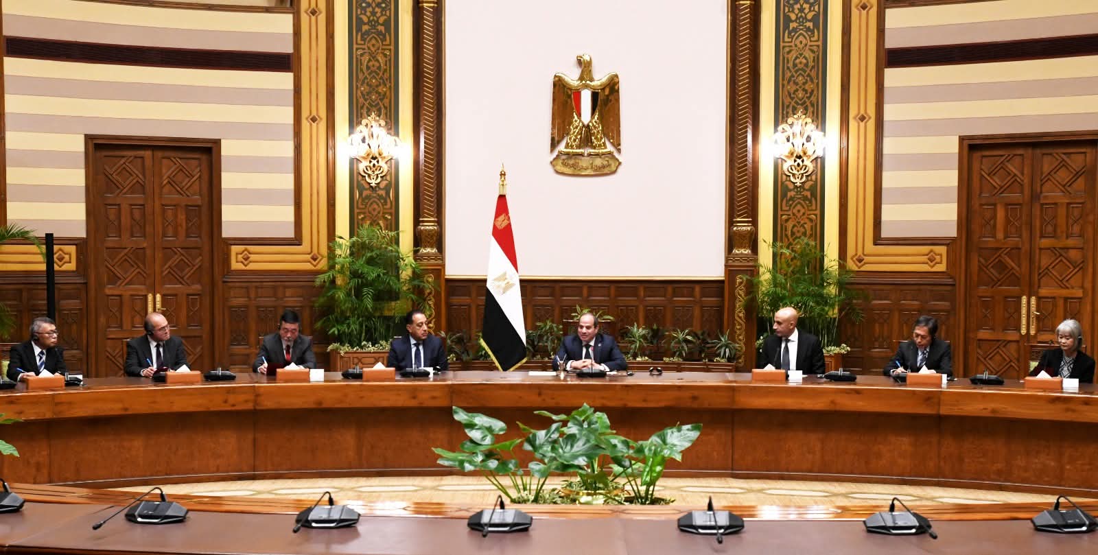 الرئيس يؤكد أهمية الشراكة مع اليابان فى العملية التعليمية