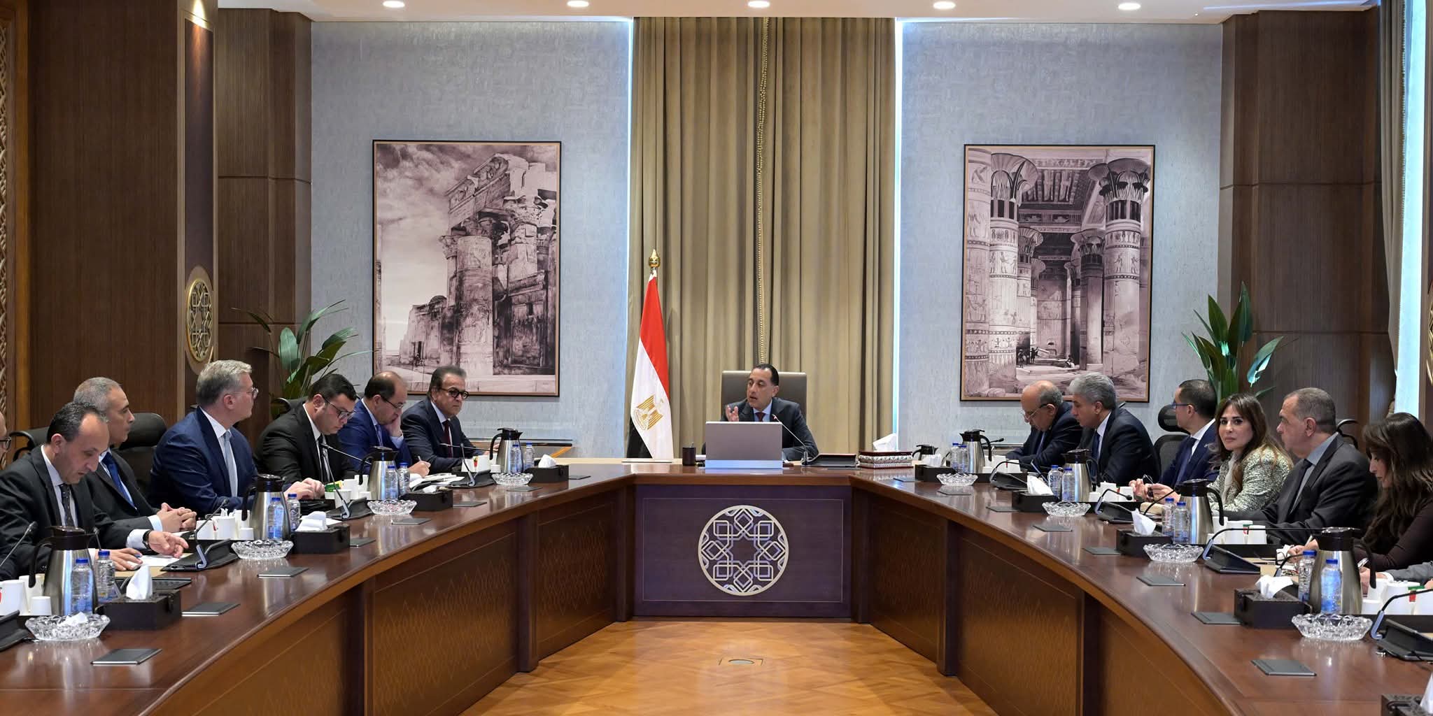  الحكومة تستعد لإطلاق "حزمة" من التيسيرات والسياسات لزيادة الاستثمارات في عدد من القطاعات المستهدفة