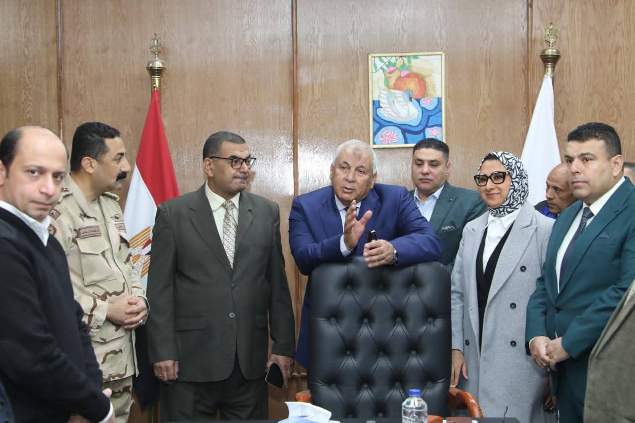 محافظ الوادي الجديد يتابع إنتظام لجان إنتخابات مجلس النواب