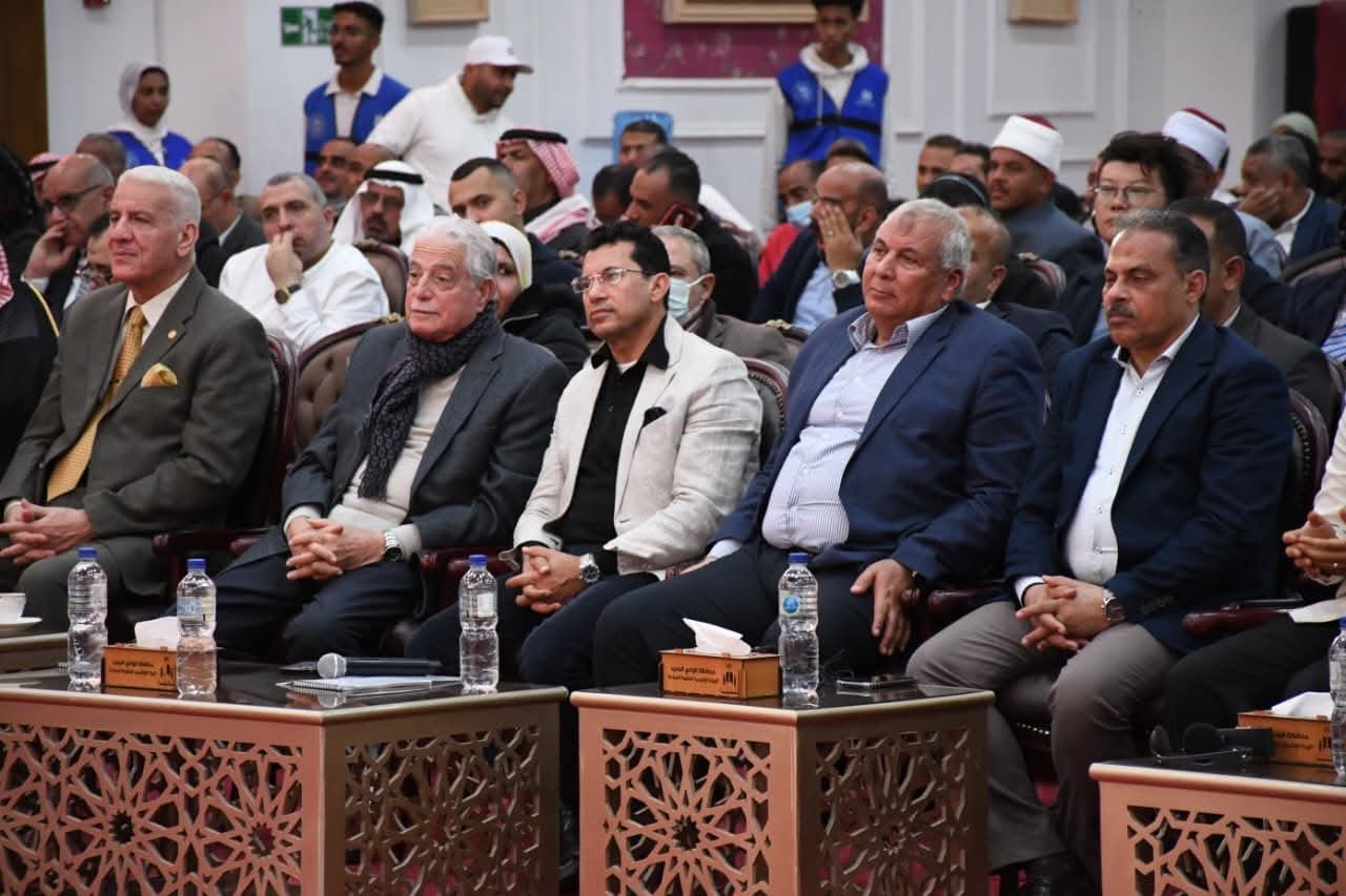 ندوة الوادى الجديد تناقش التحديات التي تواجه الدولة المصرية