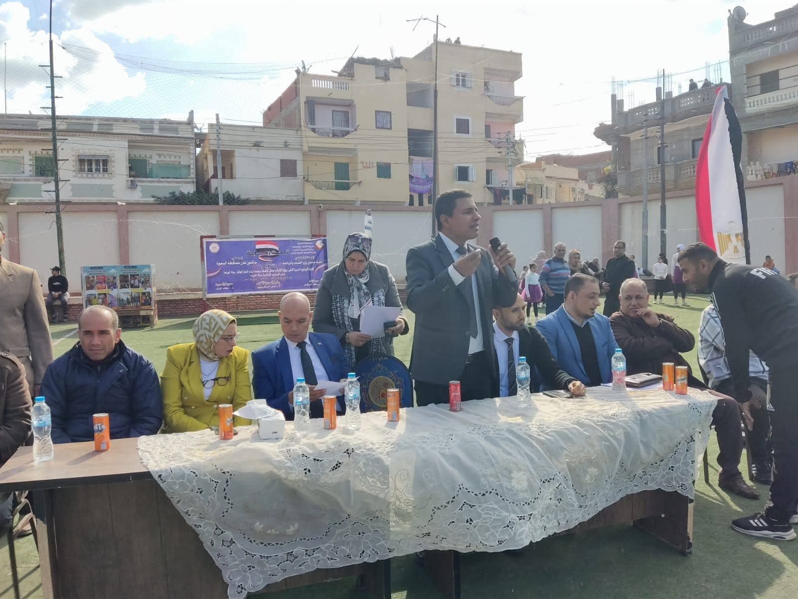 قطار قوافل «حياة كريمة» يقدم الأنشطة الرياضية والتوعوية والترويحية لأهالى قرية بسنتواي بالبحيرة