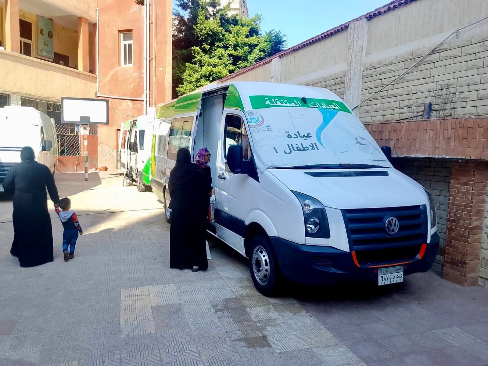 اللجنة الطبية العليا وبنك الشفاء المصري يطلقان قافلة طبية كبرى بالبحيرة
